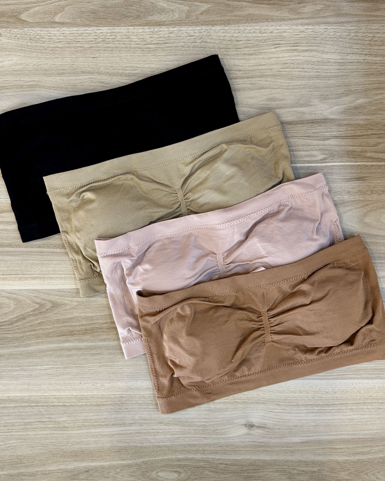 TOP FAIXA COM BOJO REMOVIVEL SEM COSTURA